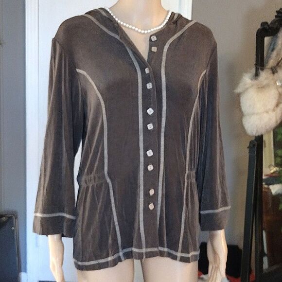 Coldwater Creek Women's Size Medium Stretchy Taupe Button up Jacket with Hoodie - Picture 13 of 13